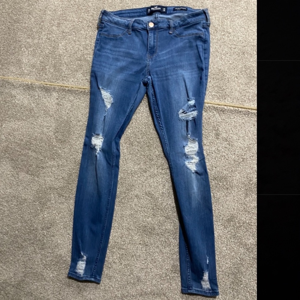 Dark ripped jeans